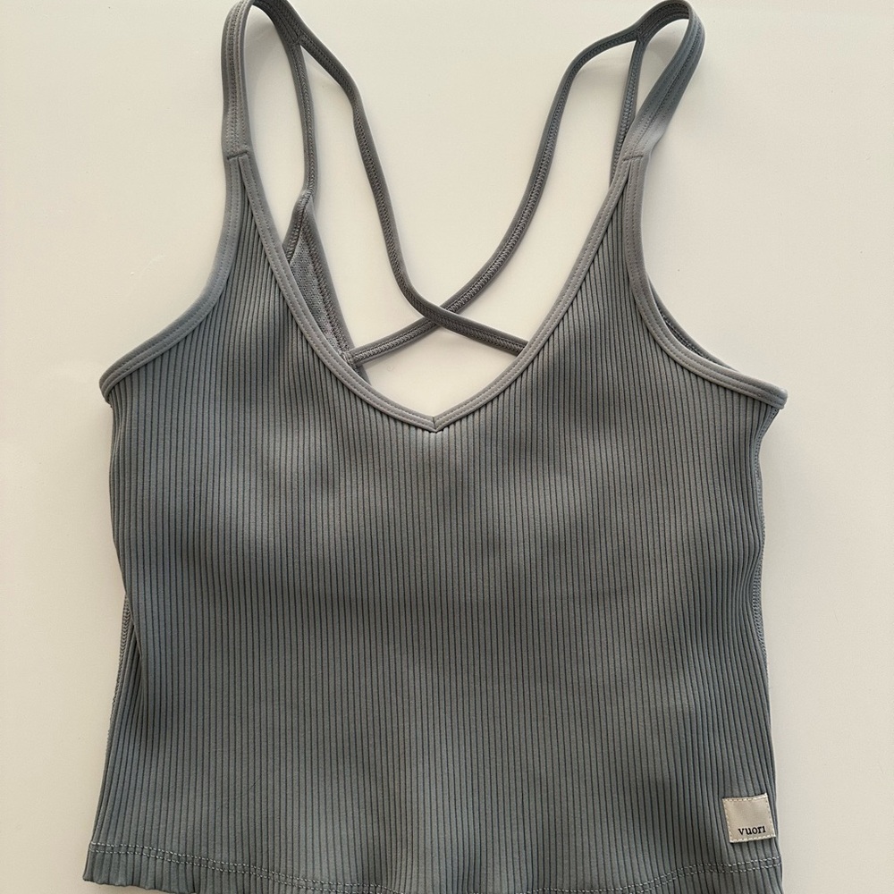 NEW Vuori Rib Crop Tank in Light Cloud (Size S)
